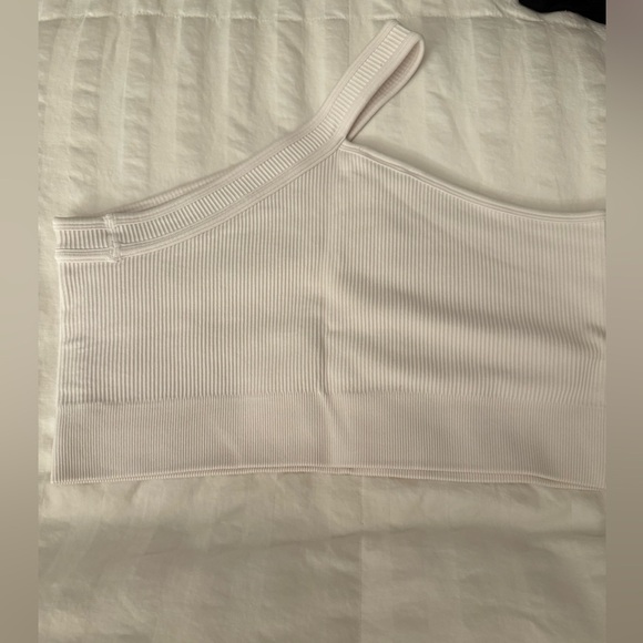 Bo & Tee Tank - Picture 2 of 2